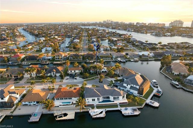 1045 Cottonwood CT, Marco Island, FL 34145