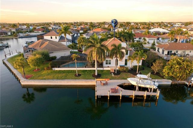 1045 Cottonwood CT, Marco Island, FL 34145