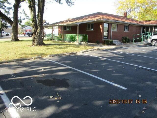 2905 State Street Suite B, Columbus, IN 47201