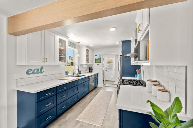 307 Toyon Way, Roseville, CA 95678