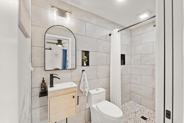 307 Toyon Way, Roseville, CA 95678