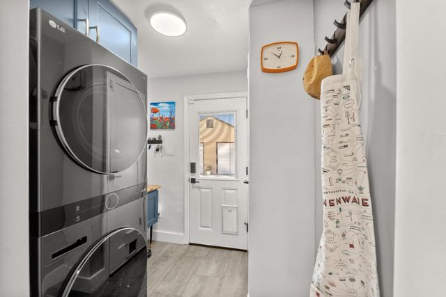 307 Toyon Way, Roseville, CA 95678