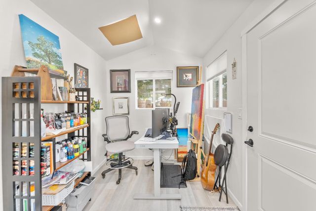 307 Toyon Way, Roseville, CA 95678