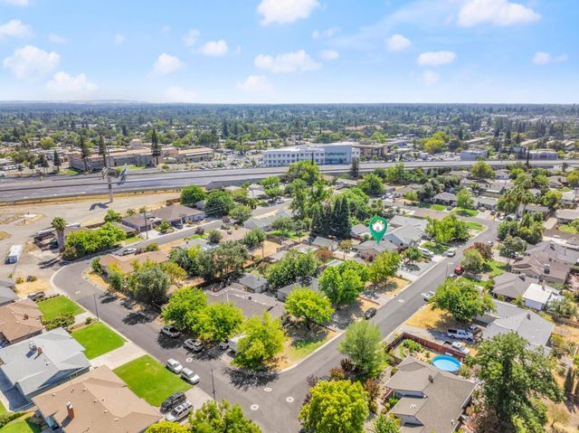 307 Toyon Way, Roseville, CA 95678