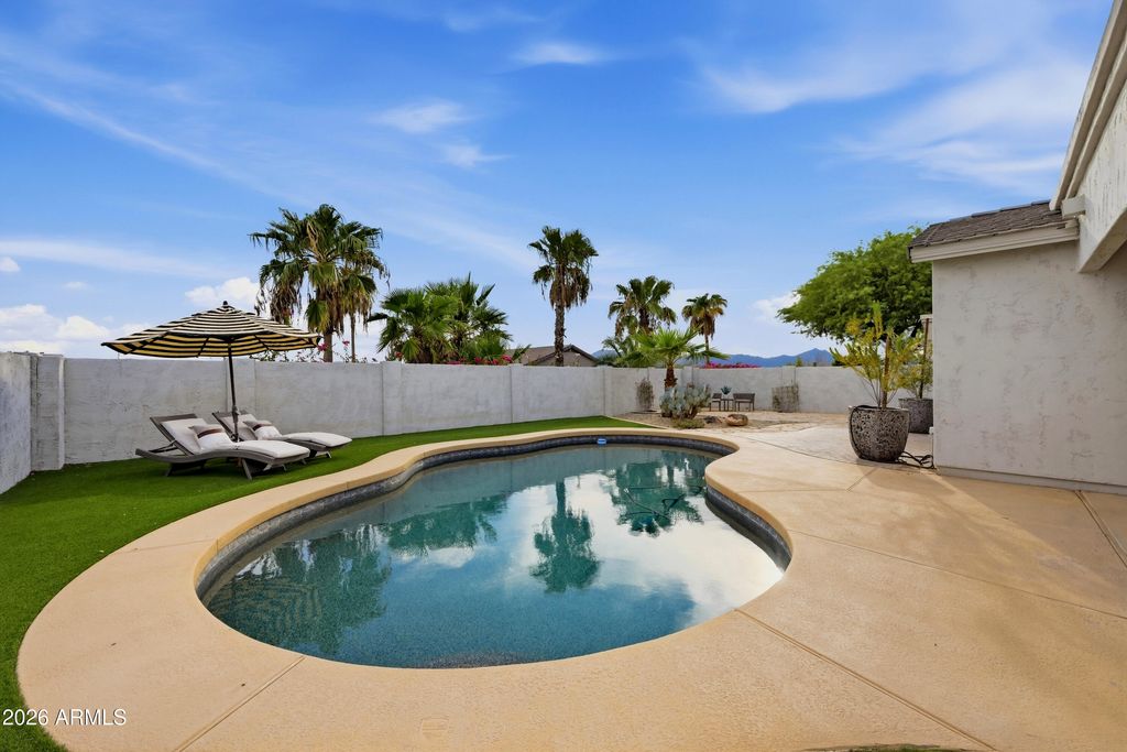1629 W GLENHAVEN Drive, Phoenix, AZ 85045 — photo 3