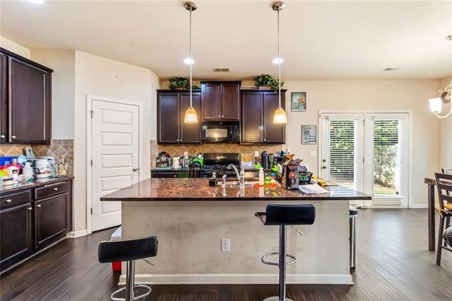 322 Emporia Loop, Mcdonough, GA 30253