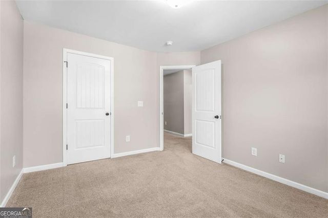 317 Clover Brook Drive, Locust Grove, GA 30248