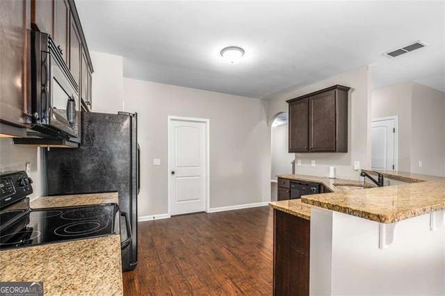 317 Clover Brook Drive, Locust Grove, GA 30248