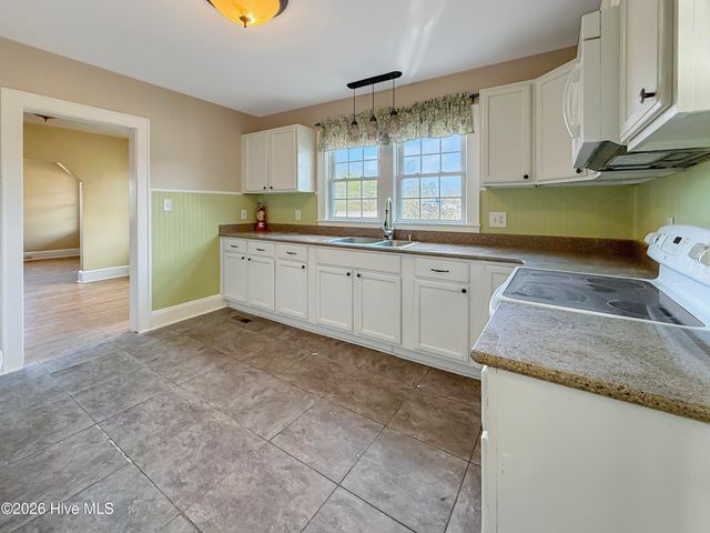 2006 U.S.Highway 17, Merry Hill, NC 27957