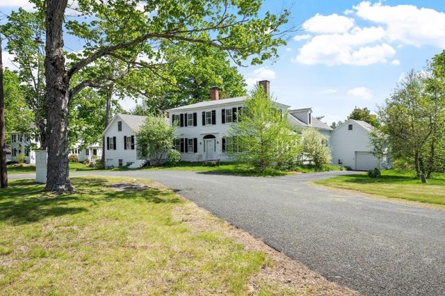 12 On The Common, Royalston, MA 01368