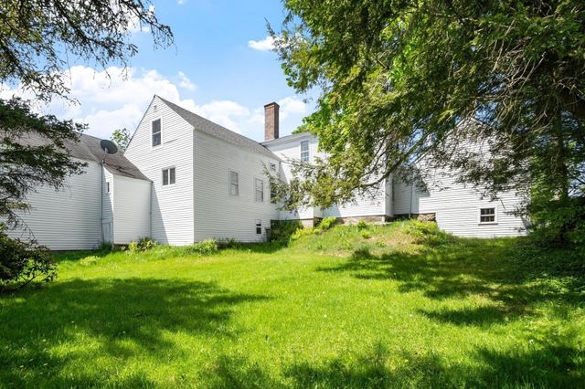 12 On The Common, Royalston, MA 01368