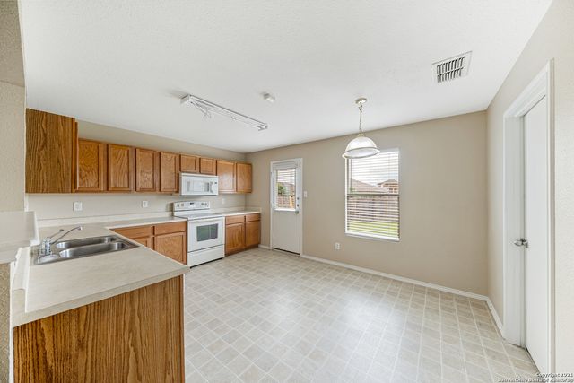 129 CREEK RUN, Cibolo, TX 78108