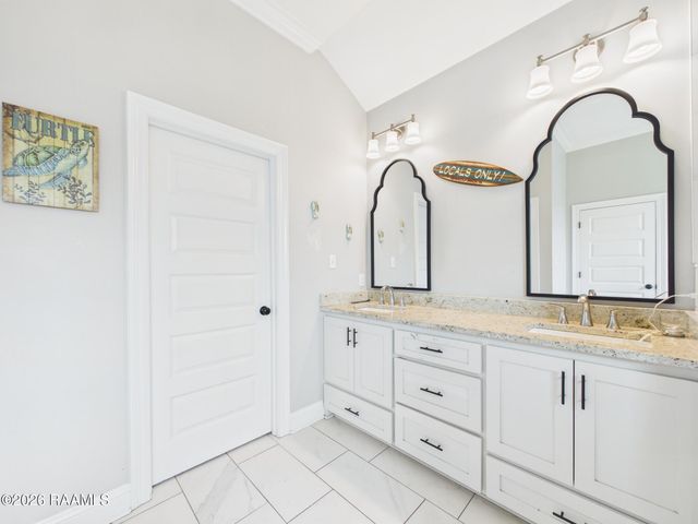 122 Meadow View Street, Maurice, LA 70555