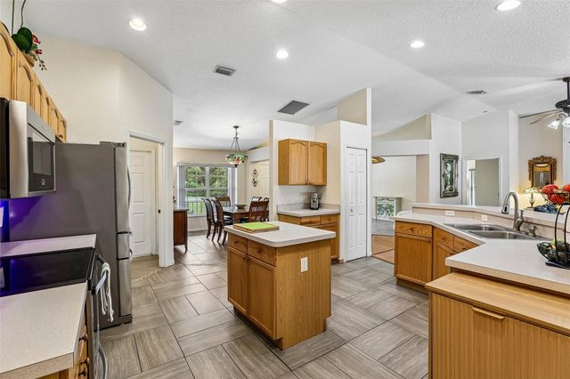 30733 BUTTERCUP LANE, Mount Dora, FL 32757