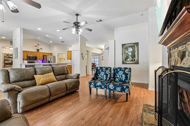 30733 BUTTERCUP LANE, Mount Dora, FL 32757