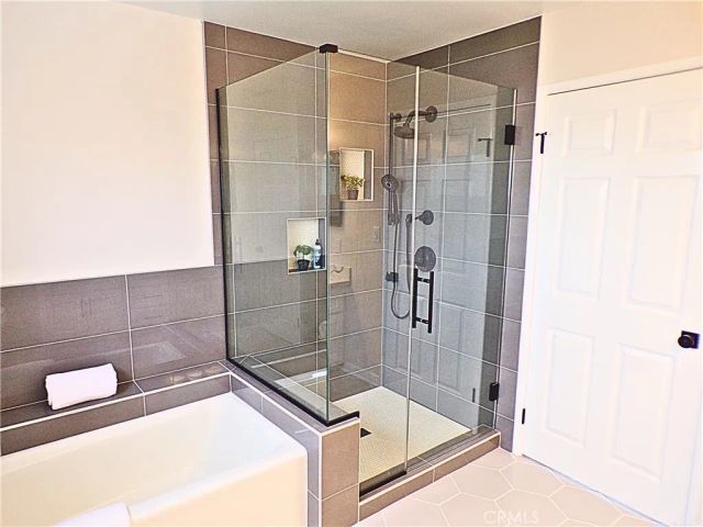 1524 251st Street B, Harbor City, CA 90710