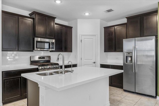 5202 Dimesky LN, Austin, TX 78723