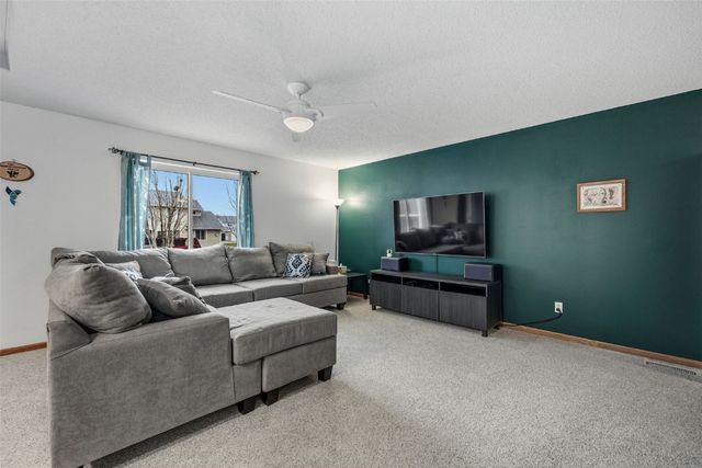 4565 Widgeon Court, Marion, IA 52302