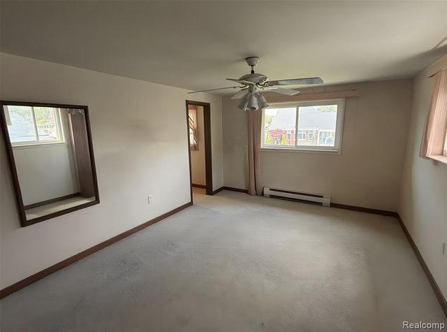 29531 N Seaway Court, Harrison Twp, MI 48045