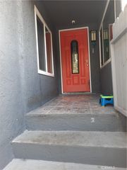 2066 el moran Street E, Los Angeles, CA 90039