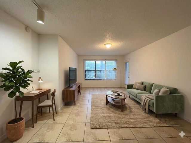 4321 W Mcnab Road 16, Pompano Beach, FL 33069