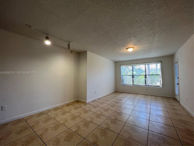 4321 W Mcnab Road 16, Pompano Beach, FL 33069