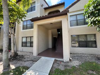 4321 W Mcnab Road 16, Pompano Beach, FL 33069