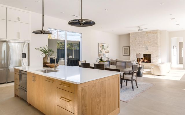 7410 Kenwell Street, Dallas, TX 75209