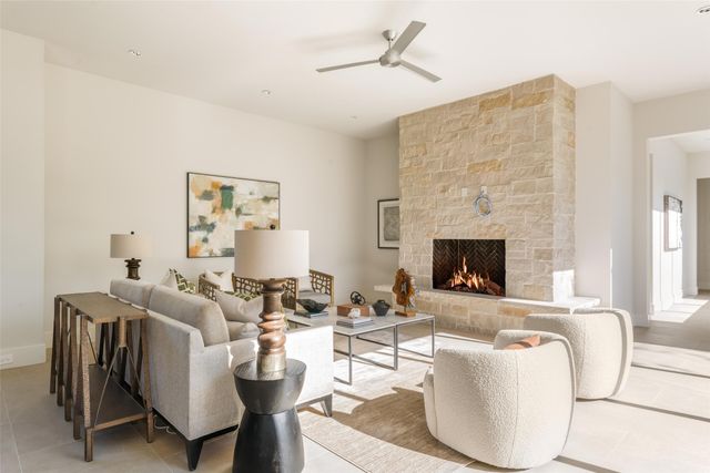 7410 Kenwell Street, Dallas, TX 75209