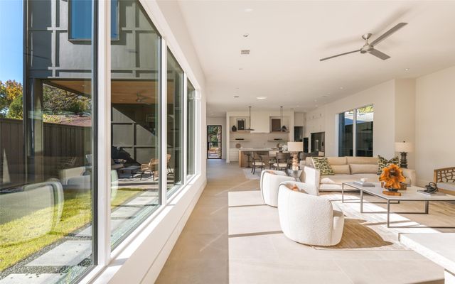 7410 Kenwell Street, Dallas, TX 75209