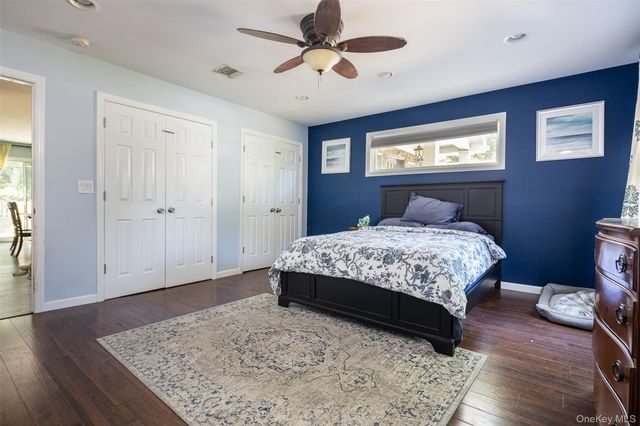 116 6th Street, Saint James, NY 11780