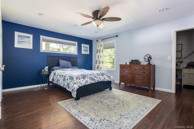 116 6th Street, Saint James, NY 11780