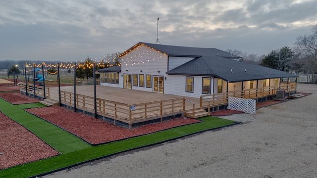 550 County Road 297, Gainesville, TX 76240