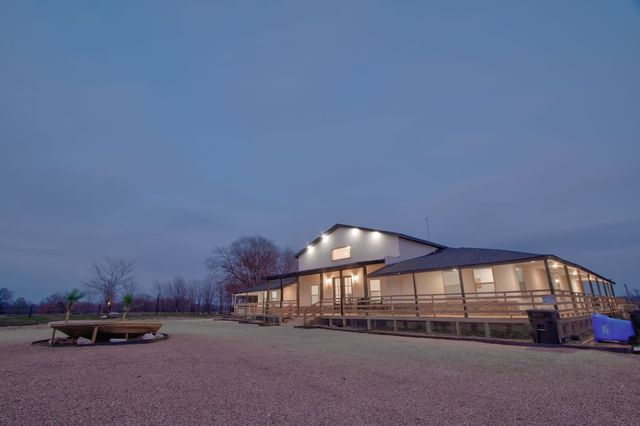 550 County Road 297, Gainesville, TX 76240