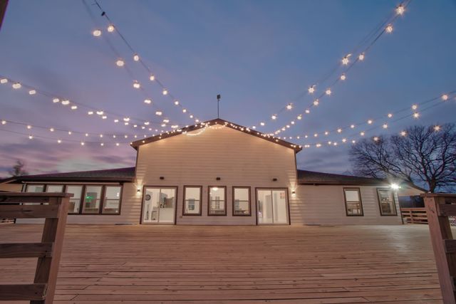 550 County Road 297, Gainesville, TX 76240