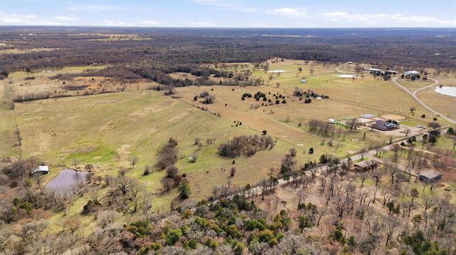 550 County Road 297, Gainesville, TX 76240