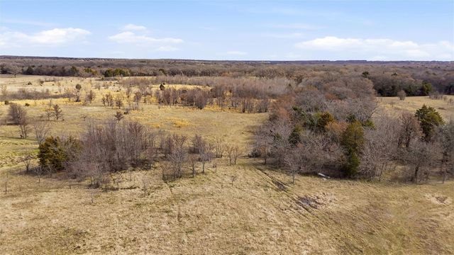 550 County Road 297, Gainesville, TX 76240