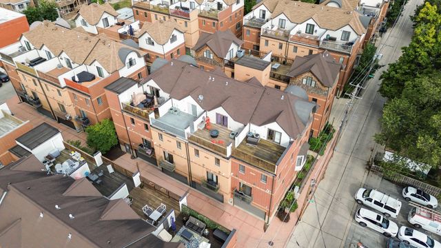 1022 Alexander Lane, Oak Park, IL 60302