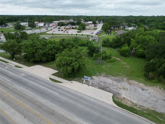 116 E Highway 199, Springtown, TX 76082