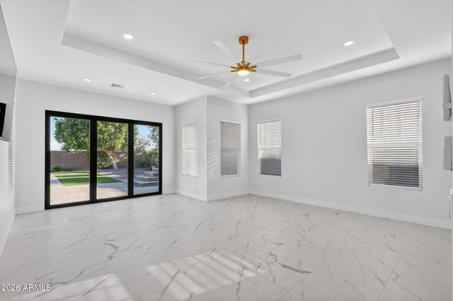 2285 E MEAD Drive, Gilbert, AZ 85298