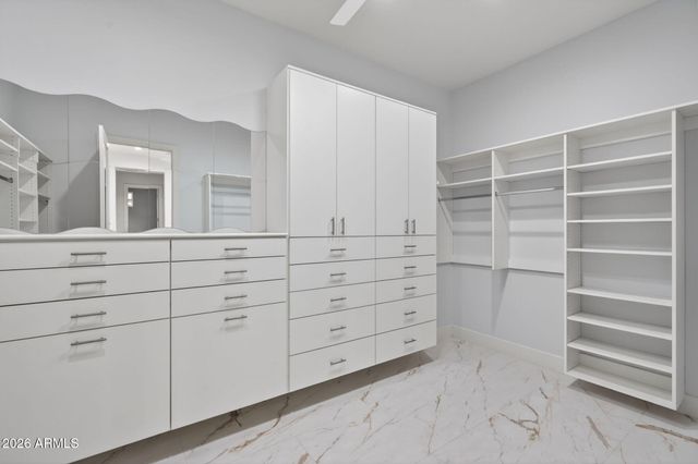 2285 E MEAD Drive, Gilbert, AZ 85298
