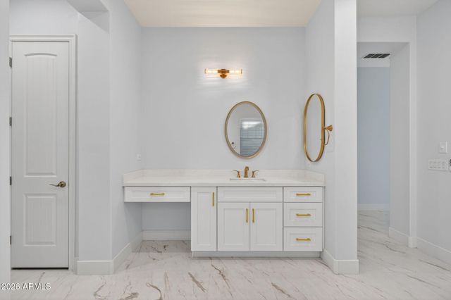 2285 E MEAD Drive, Gilbert, AZ 85298