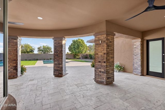 2285 E MEAD Drive, Gilbert, AZ 85298