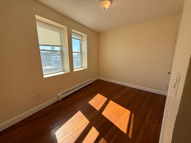 1A Union St 7, Lynn, MA 01902