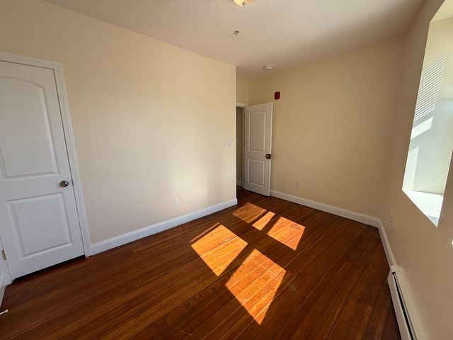 1A Union St 7, Lynn, MA 01902