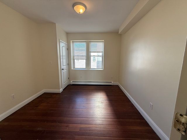 1A Union St 7, Lynn, MA 01902