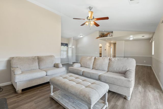 763 Balboa Avenue, Lemoore, CA 93245