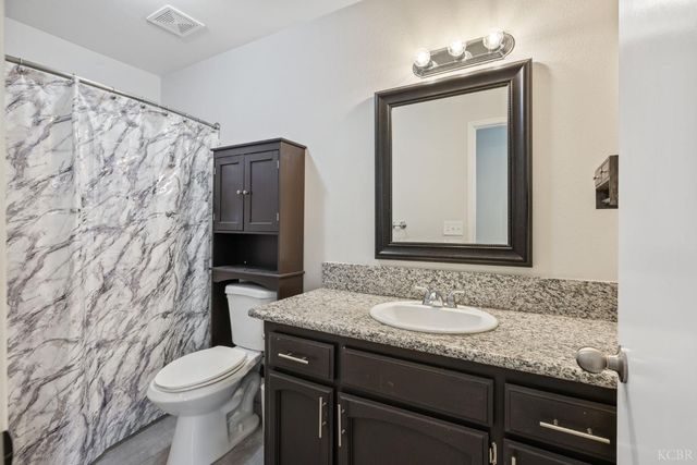 763 Balboa Avenue, Lemoore, CA 93245