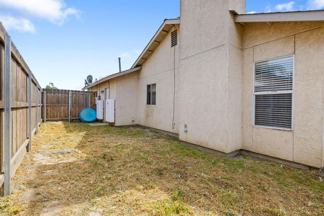 763 Balboa Avenue, Lemoore, CA 93245