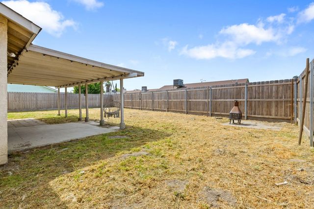 763 Balboa Avenue, Lemoore, CA 93245